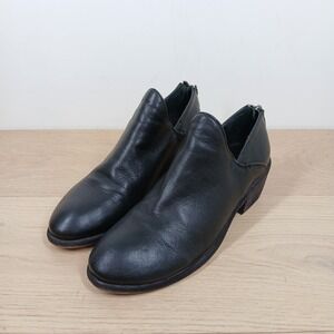Frye Shooties Women's 8 Black Leather V-Cut Back Zip Ankle Booties Western